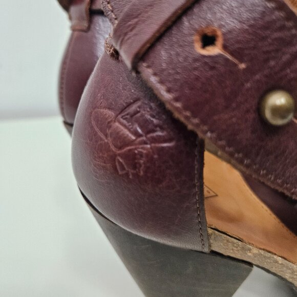 John Fluevog Rules Goodall Platform Sandals Sz 6 Dallas Brown T-strap Fringe - Picture 8 of 13